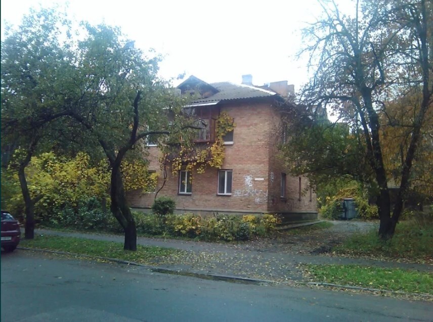 Продается 3-комн. вторичка, 54 м<sup>2</sup>, поверх 2/2